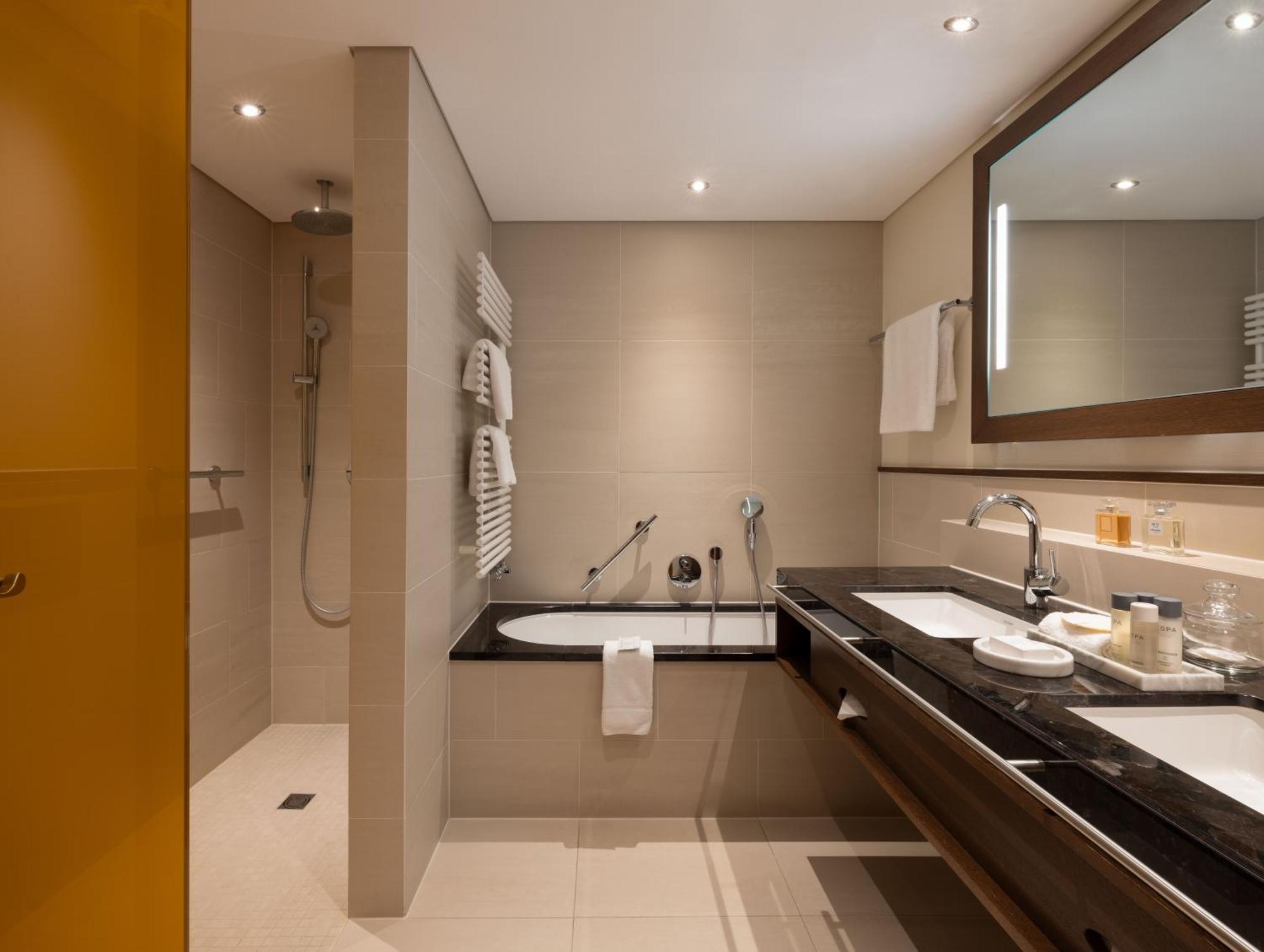 The Europe Hotel & Resort Fossa Room photo